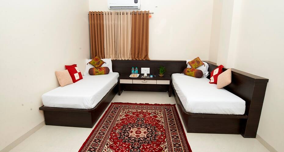 STARiHOTEL Sirdi, Shirdi 3